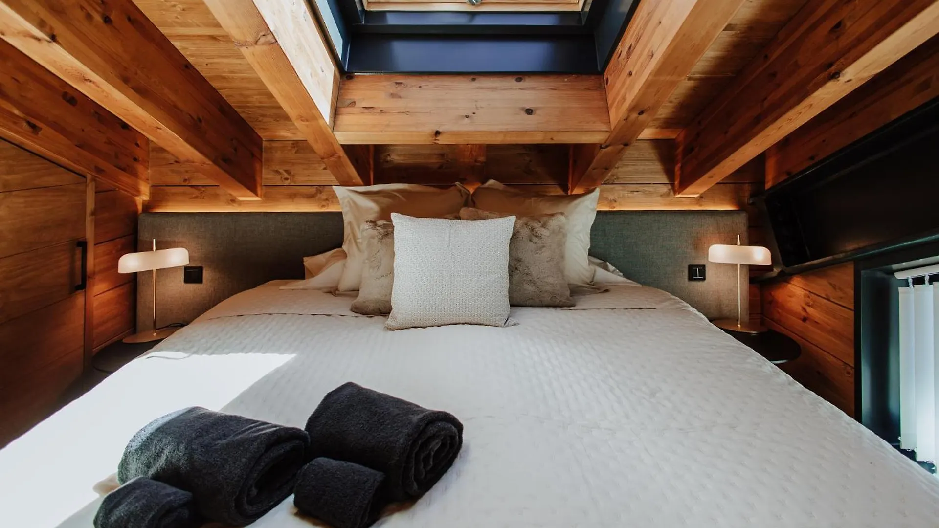 Arttysur Lux - Best 4 Bdrm Villas In Sierra Nevada