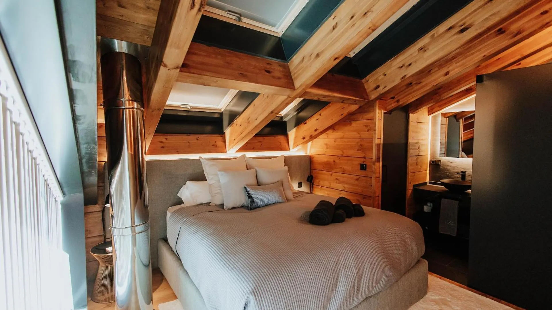 Apartment Arttysur Lux - Best 4 Bdrm Villas In Sierra Nevada