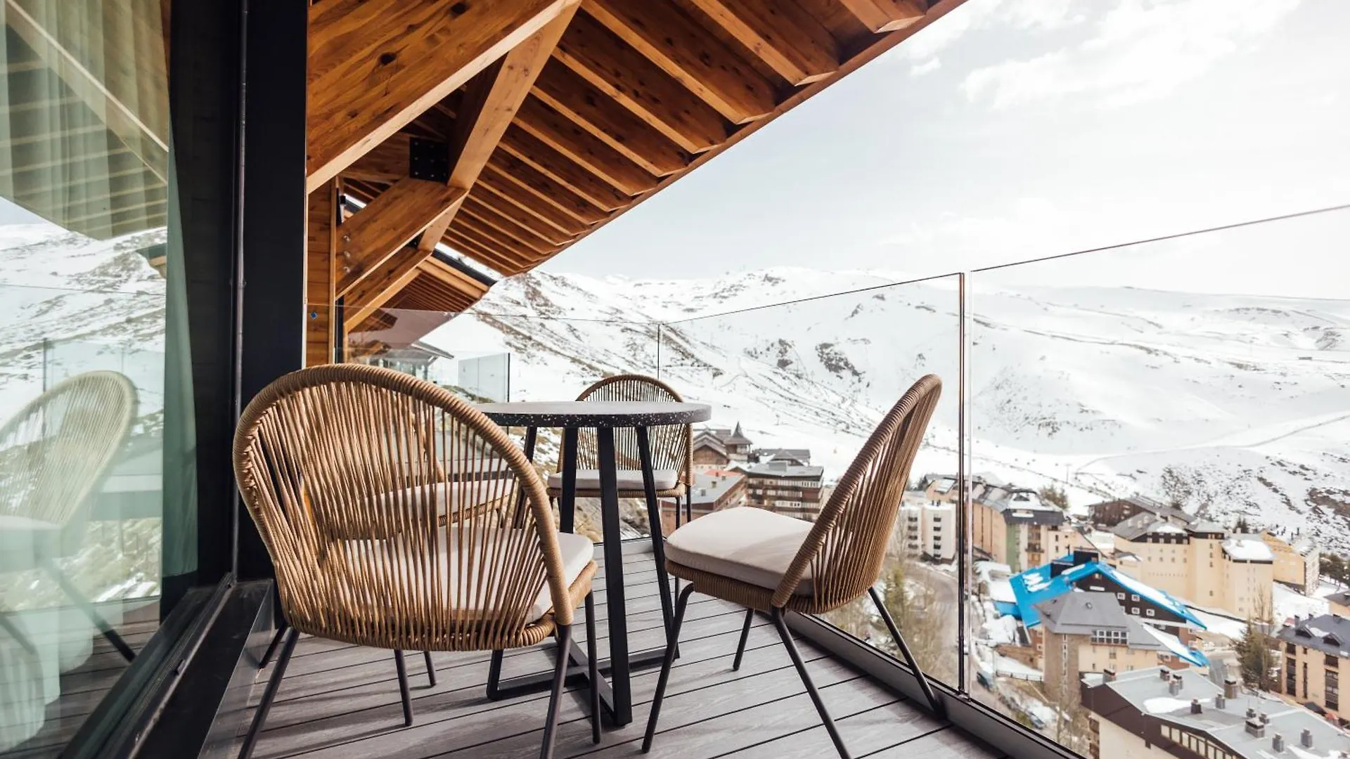 Arttysur Lux - Best 4 Bdrm Villas In Sierra Nevada Apartment